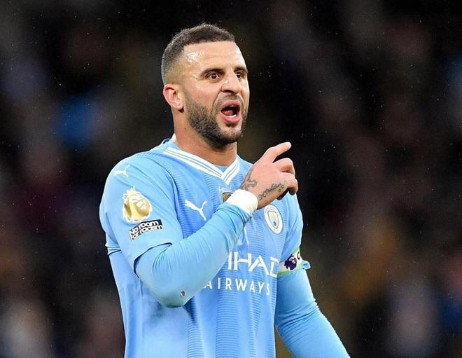 大罗：国王联赛为足球注入新的文化，会把小熊、拉菲都请来（大罗：国王联赛正为足球注入新文化，将邀请小熊和拉菲参与）