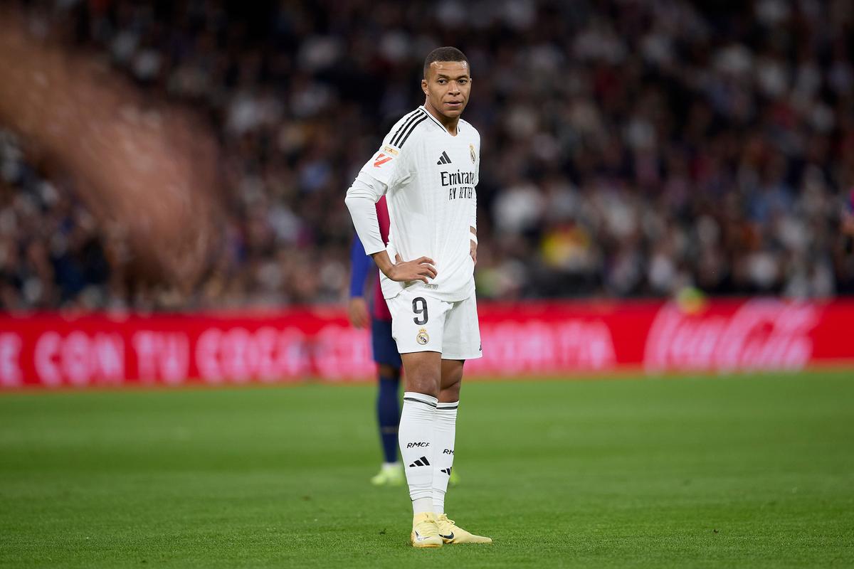 对阵阿贾克斯总赢球？穆帅：当时皇马明显更强，这是赢球的原因（穆帅谈屡胜阿贾克斯：当年皇马实力更强，这是取胜之因）