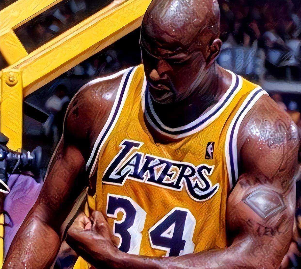 2025年铜梁龙主场场均观众超1.5万人，间接拉动消费约11亿元（2025年铜梁龙主场均观众逾1.5万，带动约11亿元消费）