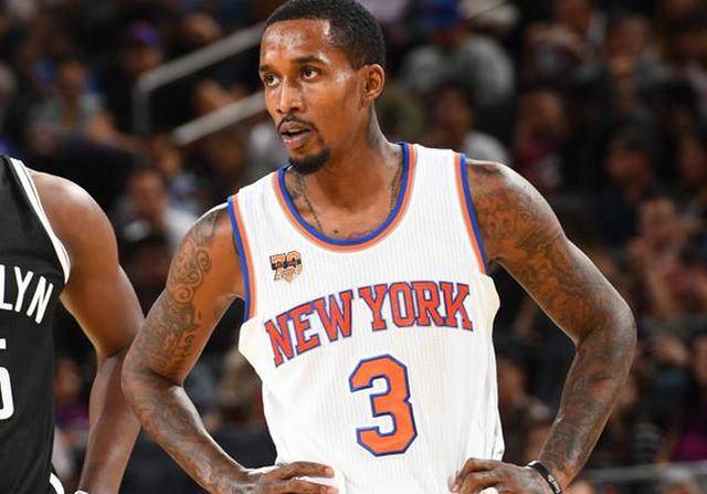 德甲战报：奥利塞2射3传，卡尔传射，拜仁6-2逆转弗赖堡（德甲：拜仁6-2逆转弗赖堡，奥利塞2球3助，卡尔传射）